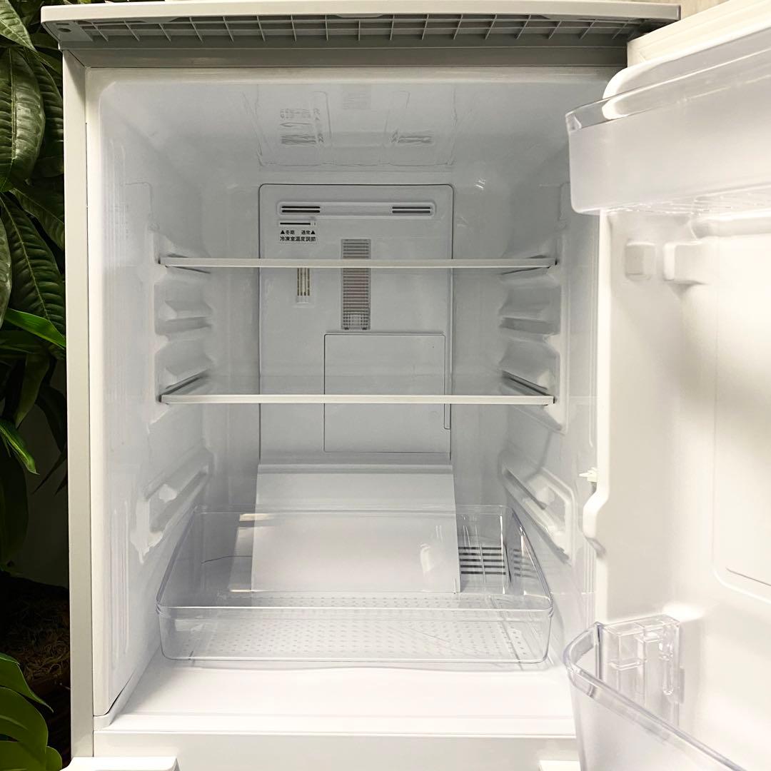 どっちも付け替えドア♪一人暮らしにちょうどいい！2ドア冷凍冷蔵庫137L