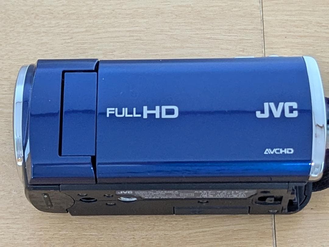 人気のロイヤルブルーJVC ビデオカメラ