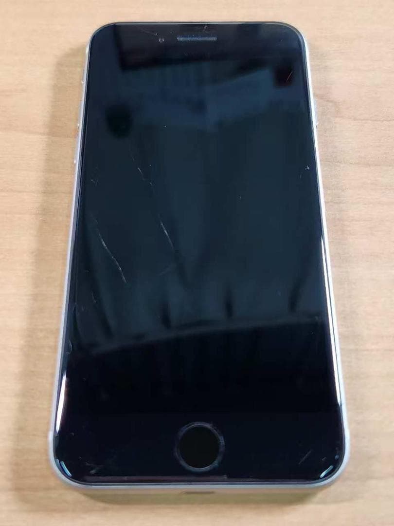 031900P iPhone SE A2782 64GB 第3世代