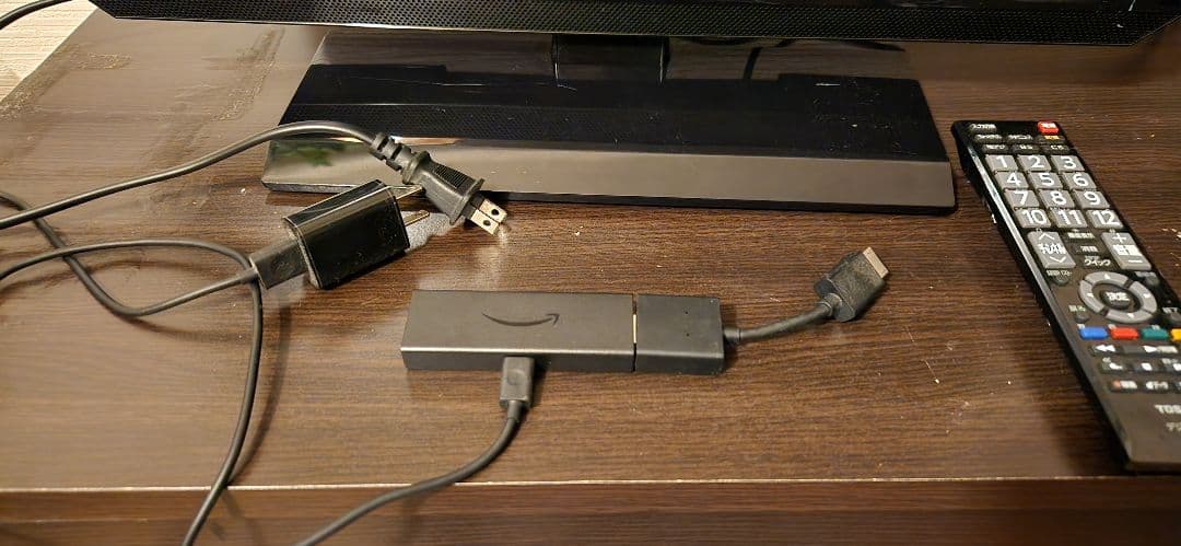 東芝 REGZA 22B3 22型　　fire tv stick第3世代付