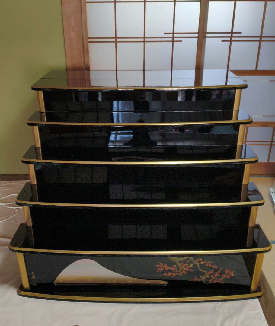 商品A1/2 ひな壇５段漆塗り