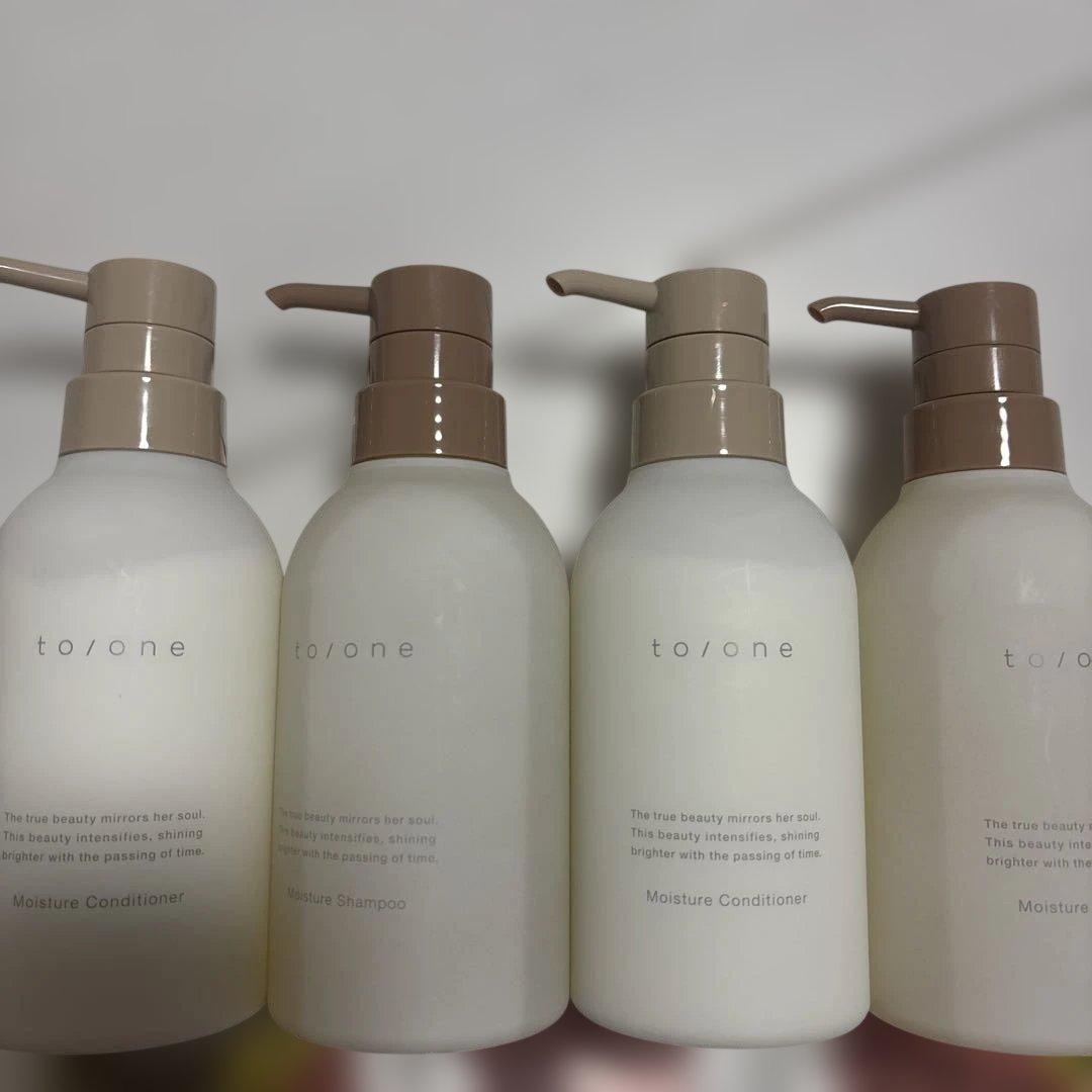to/one Moistureシャントリ＆ salanaruクレンジングオイル