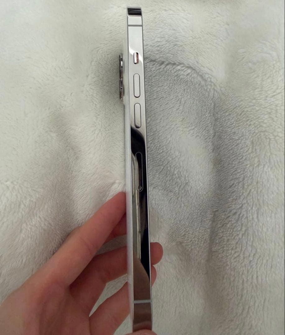 iPhone 13 Pro シルバー 256GB 「VESTO」