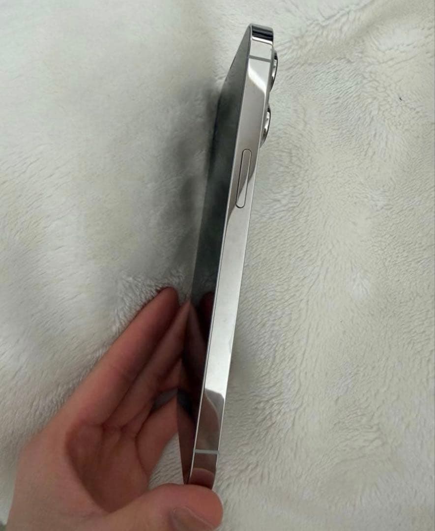 iPhone 13 Pro シルバー 256GB 「VESTO」