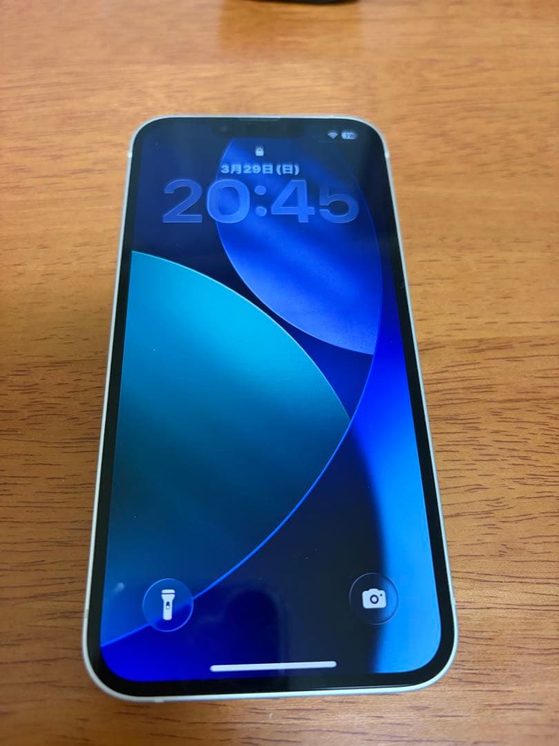 スマートフォン本体 Apple iPhone 13 Starlight