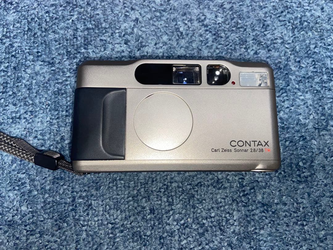 CONTAX(コンタックス) T2 チタンシルバー　※データバック付