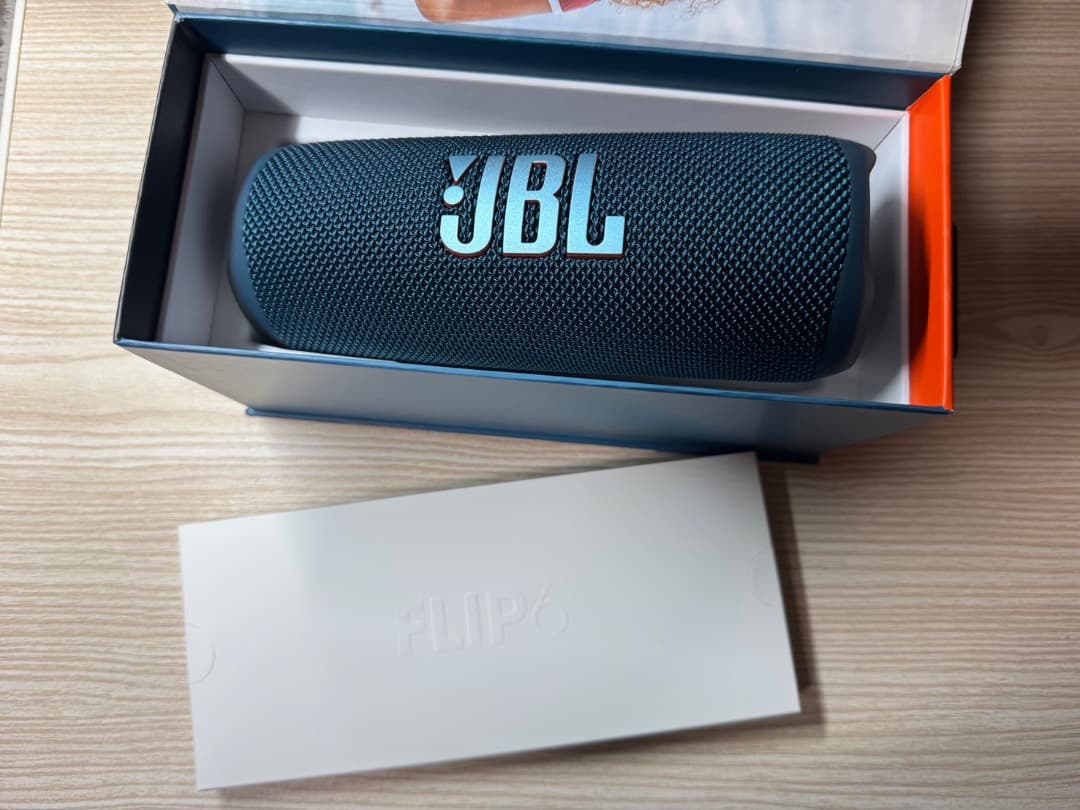 新品同様　JBL FLIP6　ケース付　Bluetooth スピーカー ブルー
