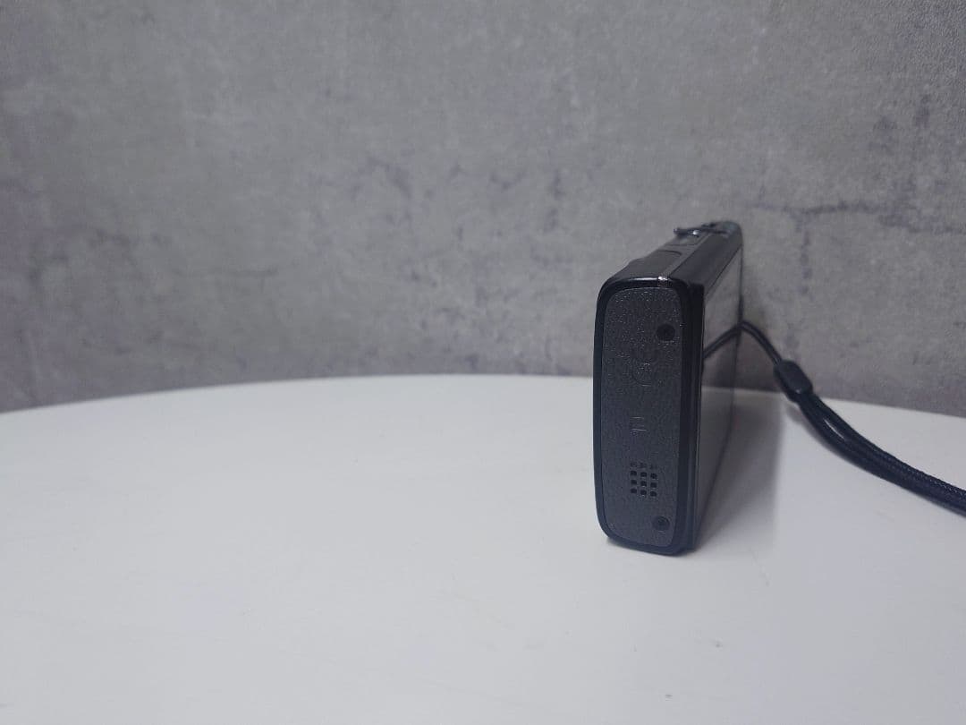 【送料込み】Canon　キャノン　IXY650　コンパクト デジタルカメラ　黒