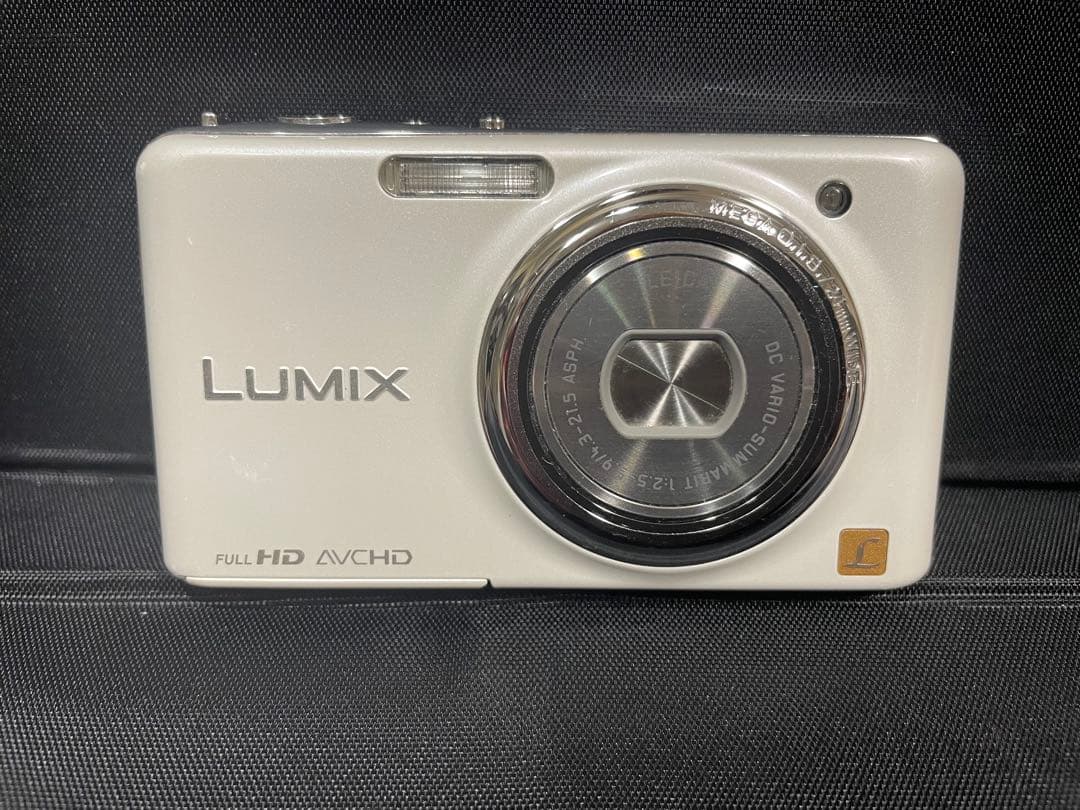Panasonic LUMIX DMC-FX77 ホワイト【中古品】