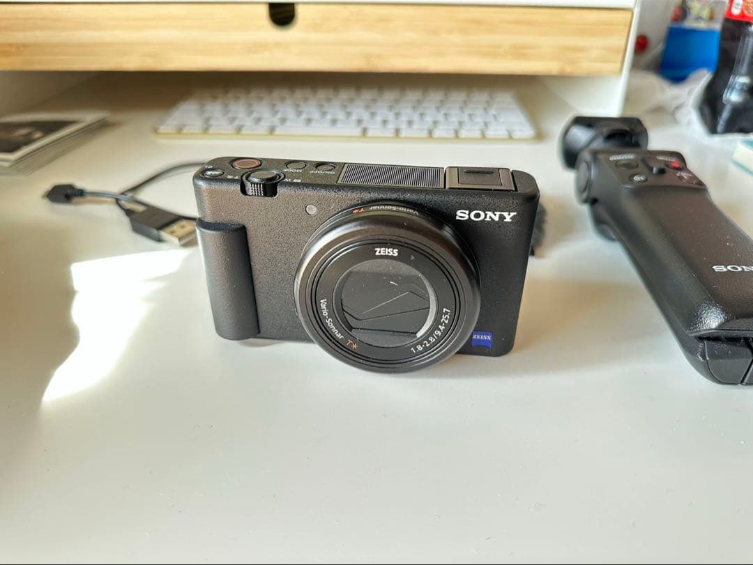 SONY VLOGCAM ZV-1 UP:ME シューティンググリップキット