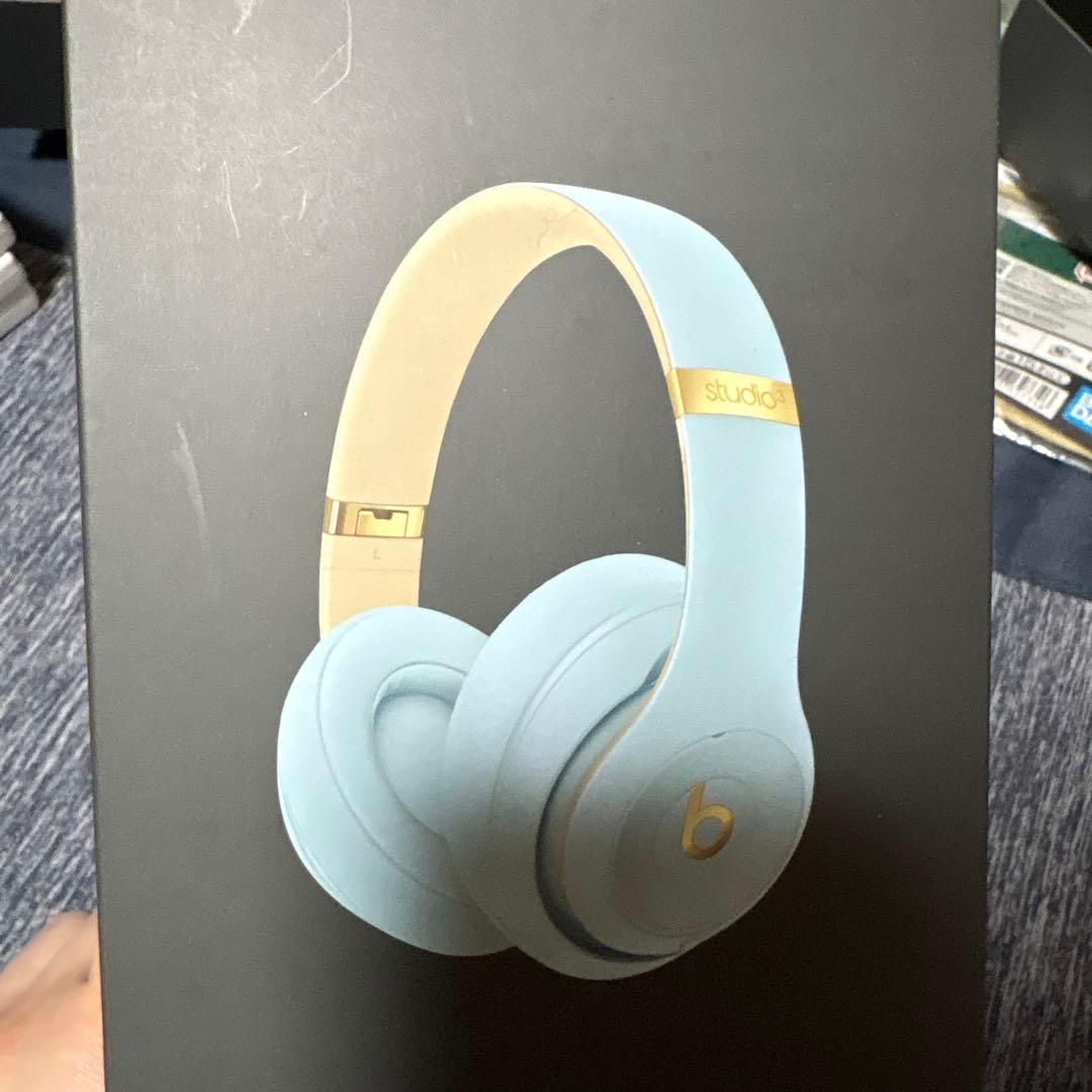 Beats ワイヤレスヘッドホン ライトブルー ケース付き
