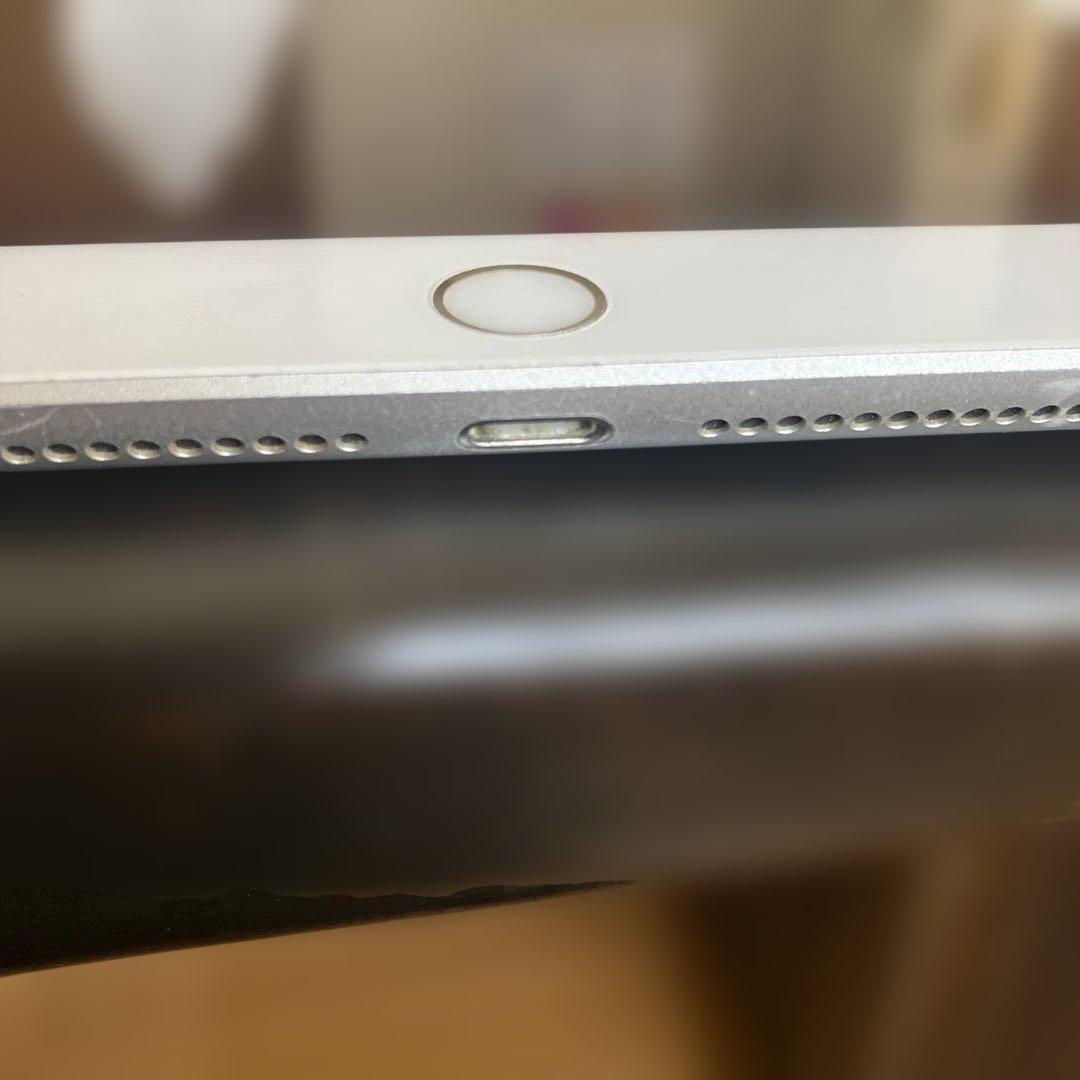 iPad本体 Apple iPad A1822 128GB