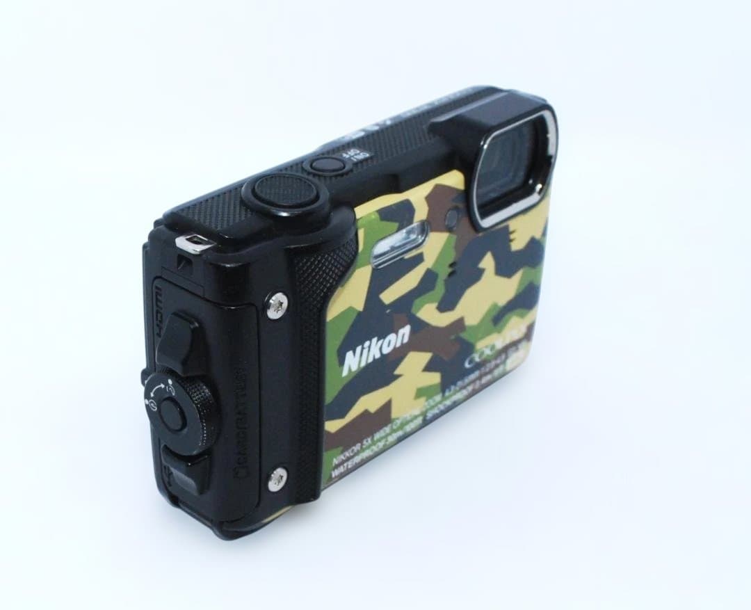 [動作品もジャンク扱いで]Nikon ニコン Coolpix W300 迷彩柄