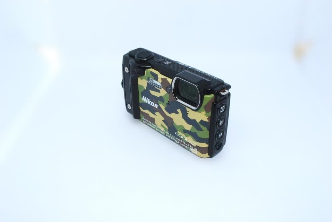 [動作品もジャンク扱いで]Nikon ニコン Coolpix W300 迷彩柄
