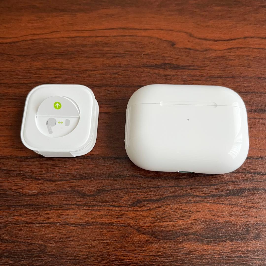 初代 AirPods Pro Apple