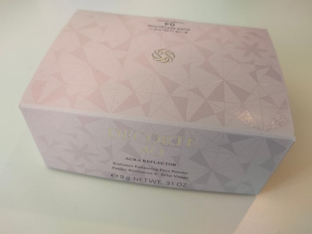 未開封品新品　AQ オーラリフレクター 04 twilight bloom 9g