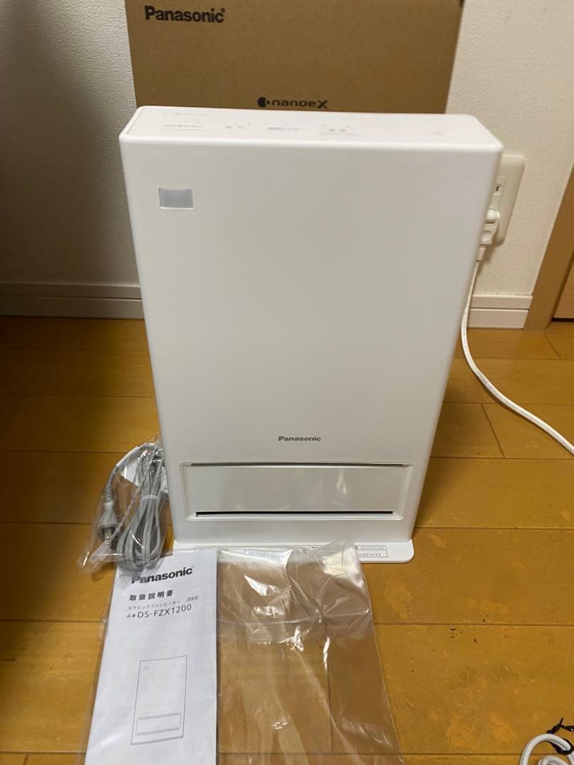 ◾️新品未使用Panasonic セラミックファンヒーター DS-FZX1200