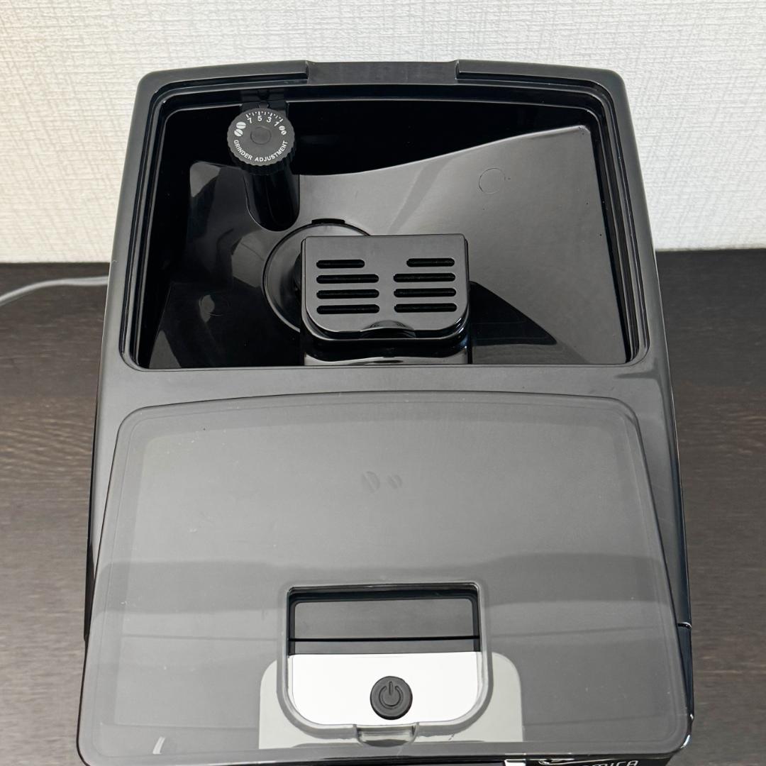 美品　現行 デロンギ　ディナミカ　ECAM35015BH 全自動コーヒーマシン
