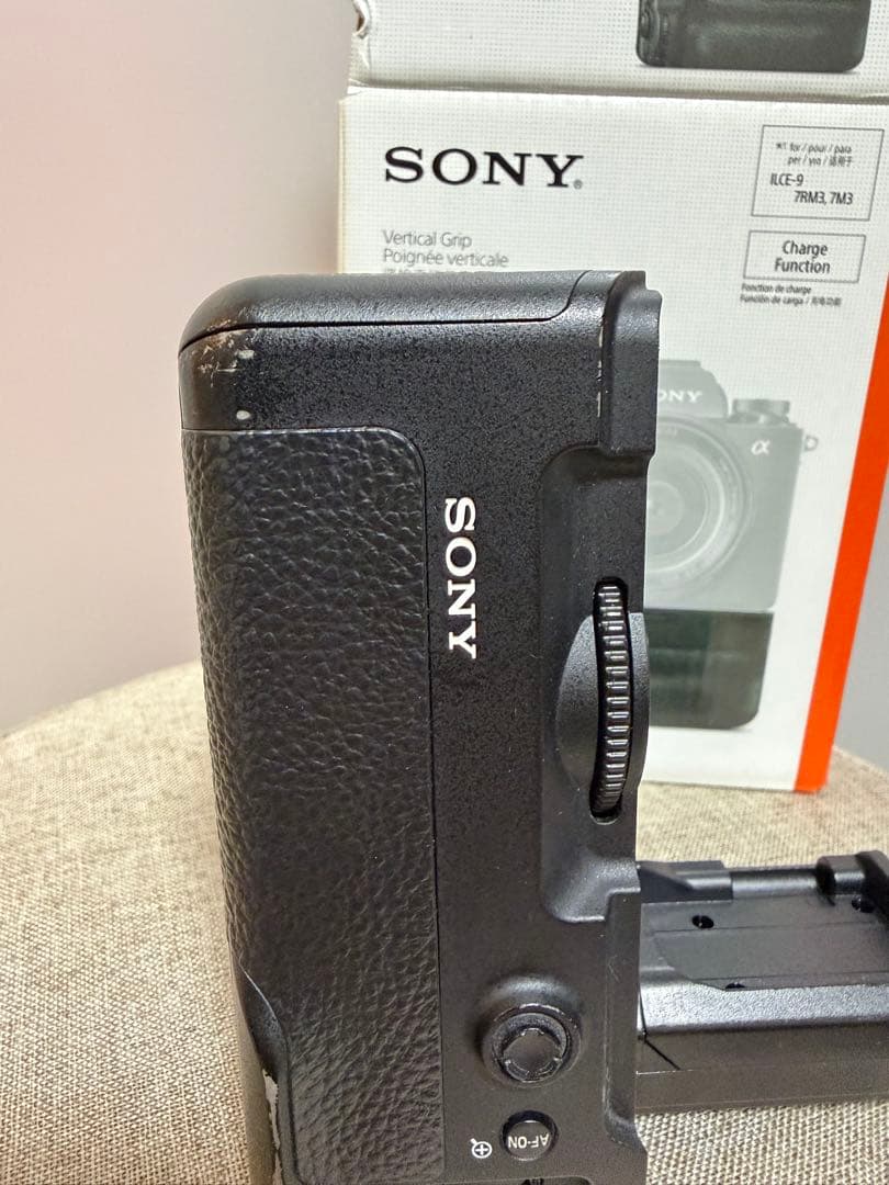 SONY α7 III ミラーレスカメラ 本体とバッテリーグリップ付き（縦グリ）