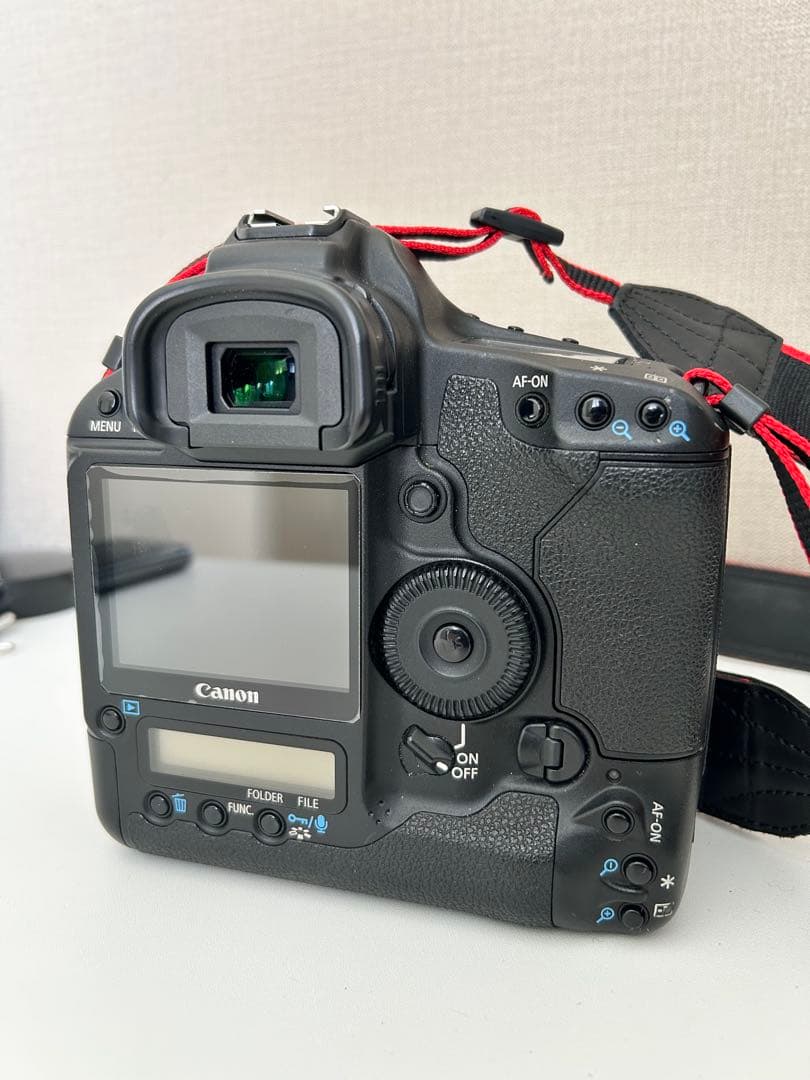 Canon EOS-1D Mark III デジタル一眼レフ