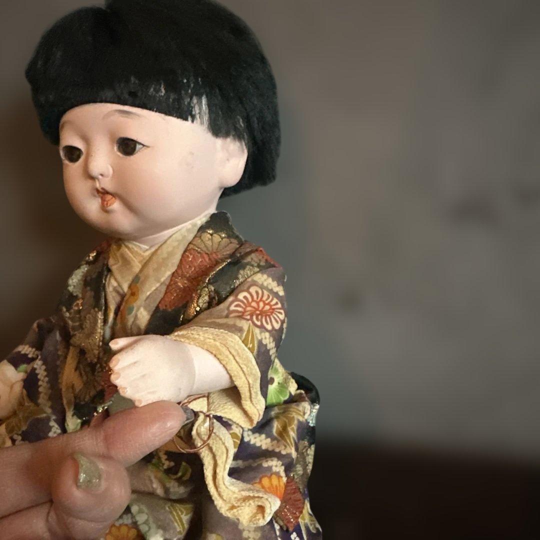 大幅お値下げ‼️陶器製日本人形 和服