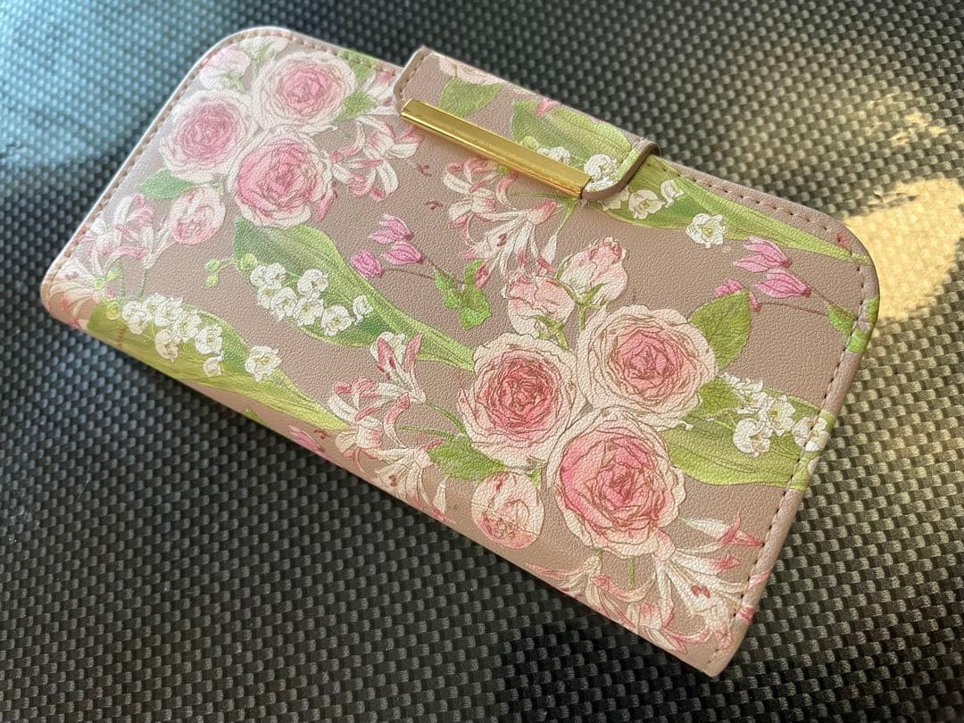 ゴク美USED docomo らくらくスマートフォンF-52Bローズレッド