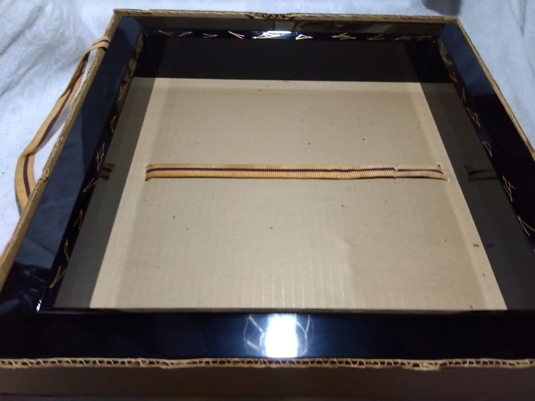 ♪茶道具　炉縁 その2　布着蝋色塗 眞之炉縁　蒔絵 松葉　稲元宗光