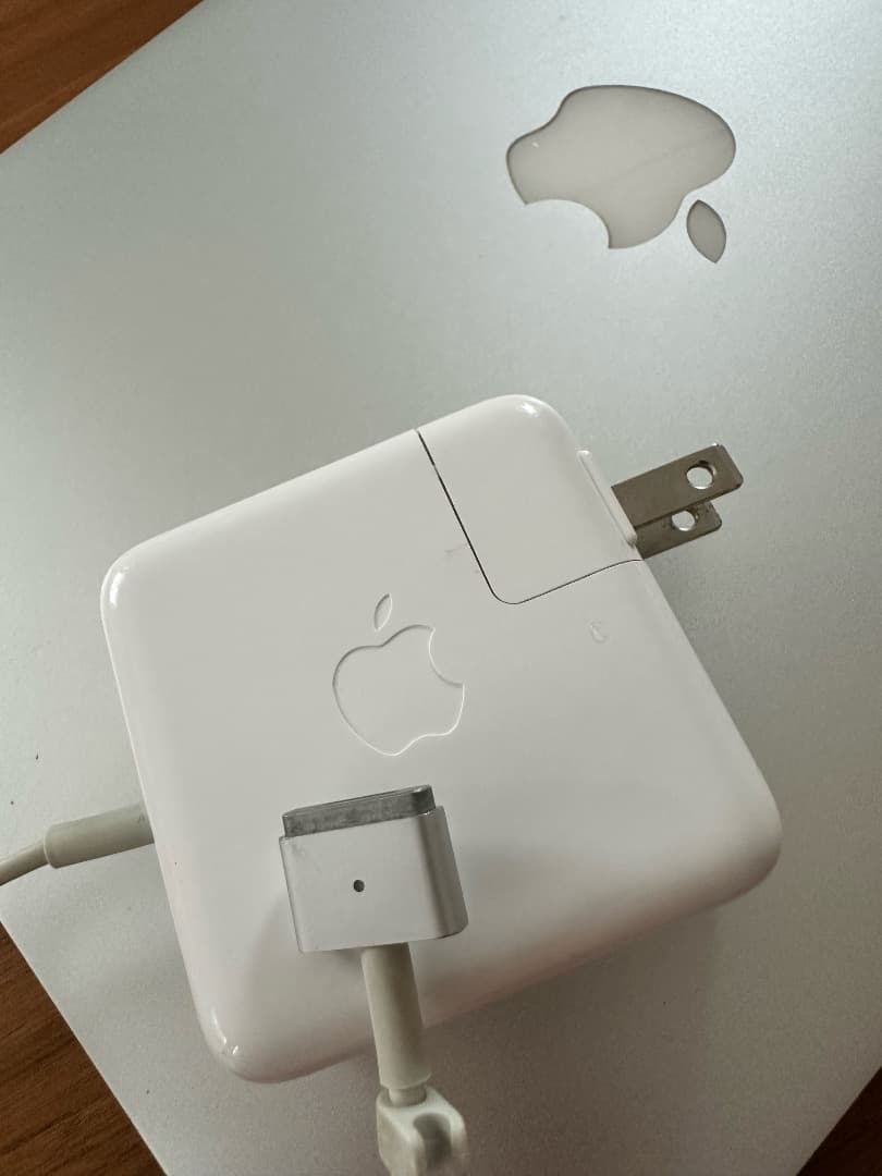 MacBook Air 13inch（2012）バッテリー交換済 2016/10