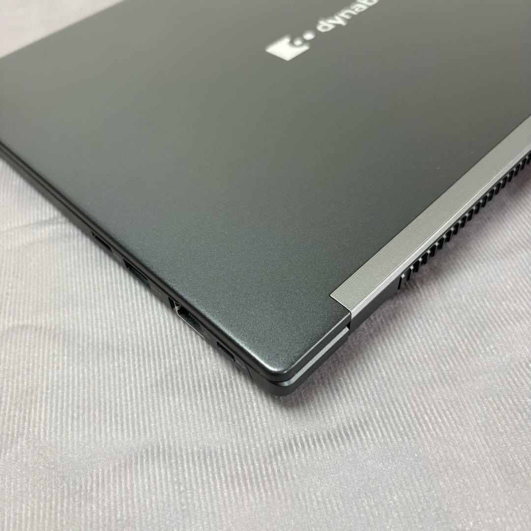 DYNABOOK G83KW i5第12世代 高級超軽型ノートPC
