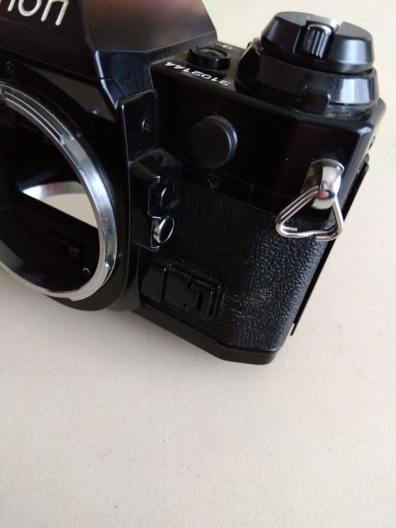 通電確認済み　Canon AE-1 PROGRAM フィルム一眼レフカメラ