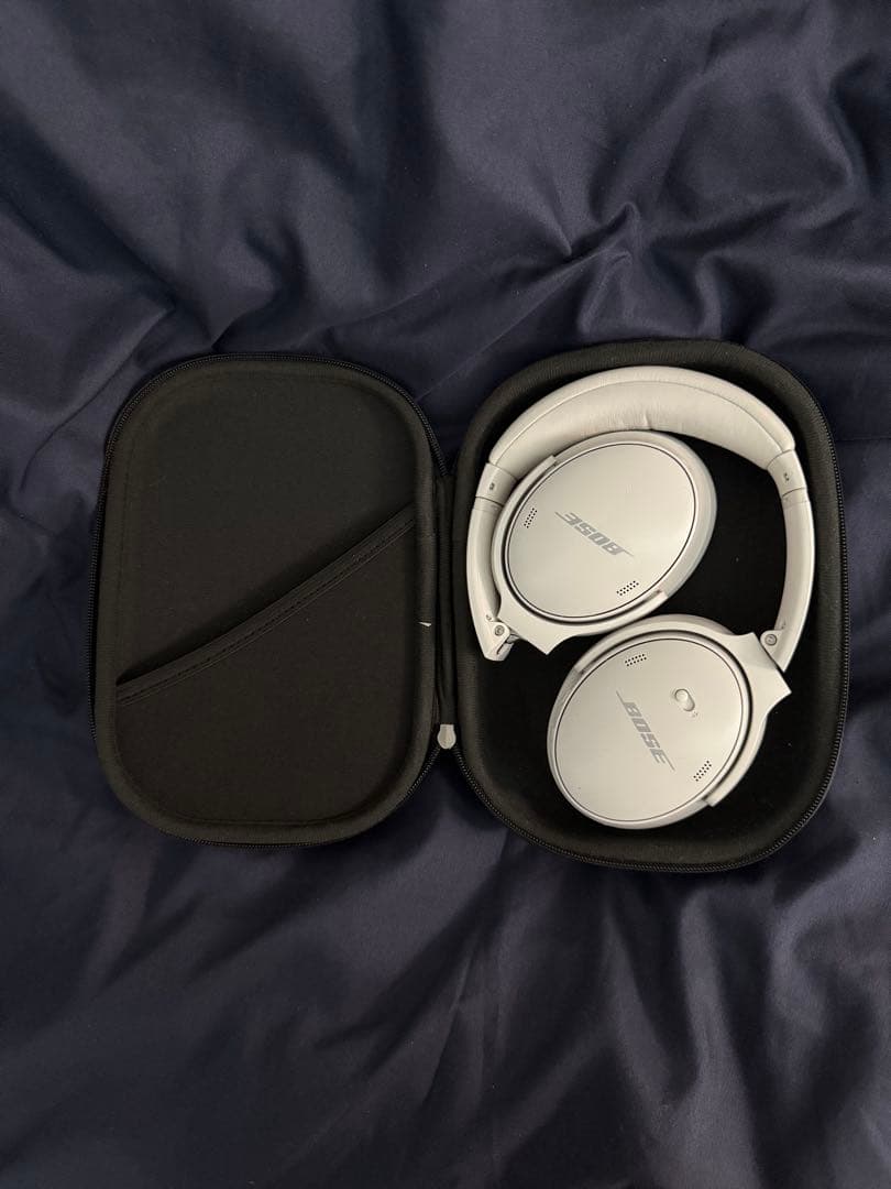 Bose ワイヤレスヘッドホン ホワイト ケース付き
