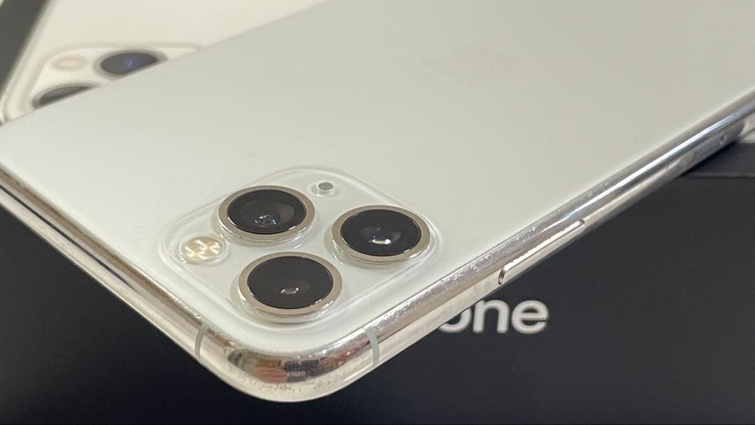 Iphone 11 PRO 256GB SIMフリー100%