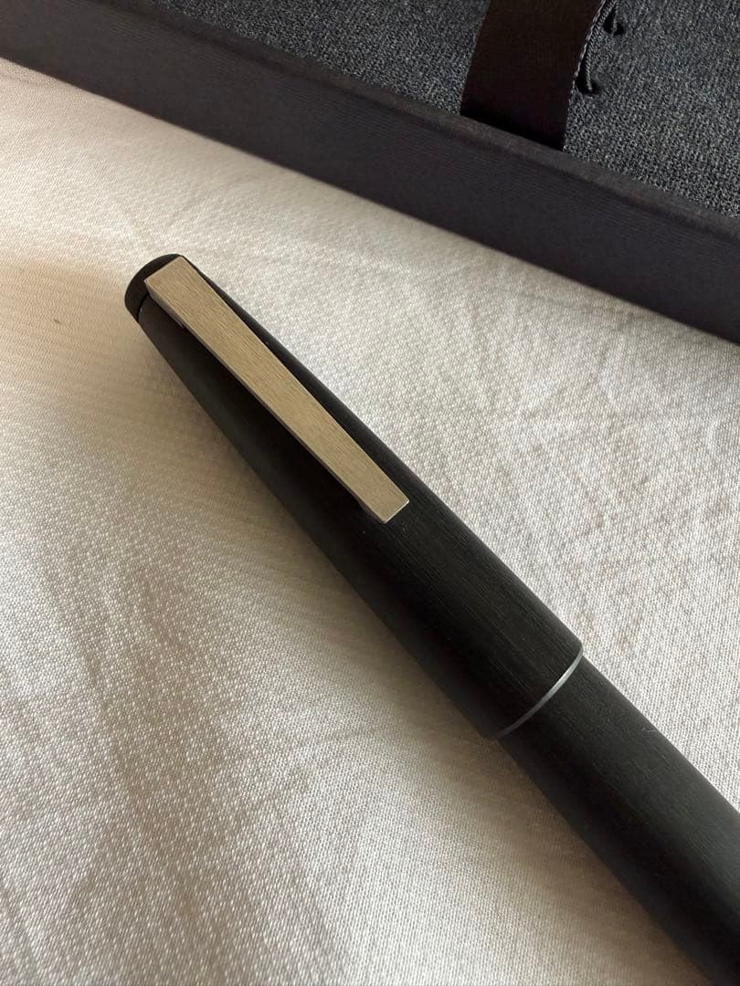 ラミー万年筆LAMY2000、新品