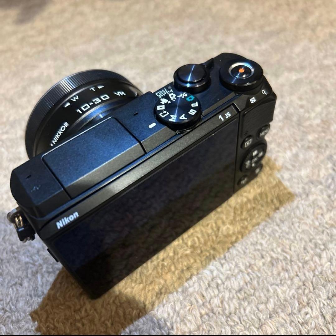 デジタルカメラ Nikon 1 j5