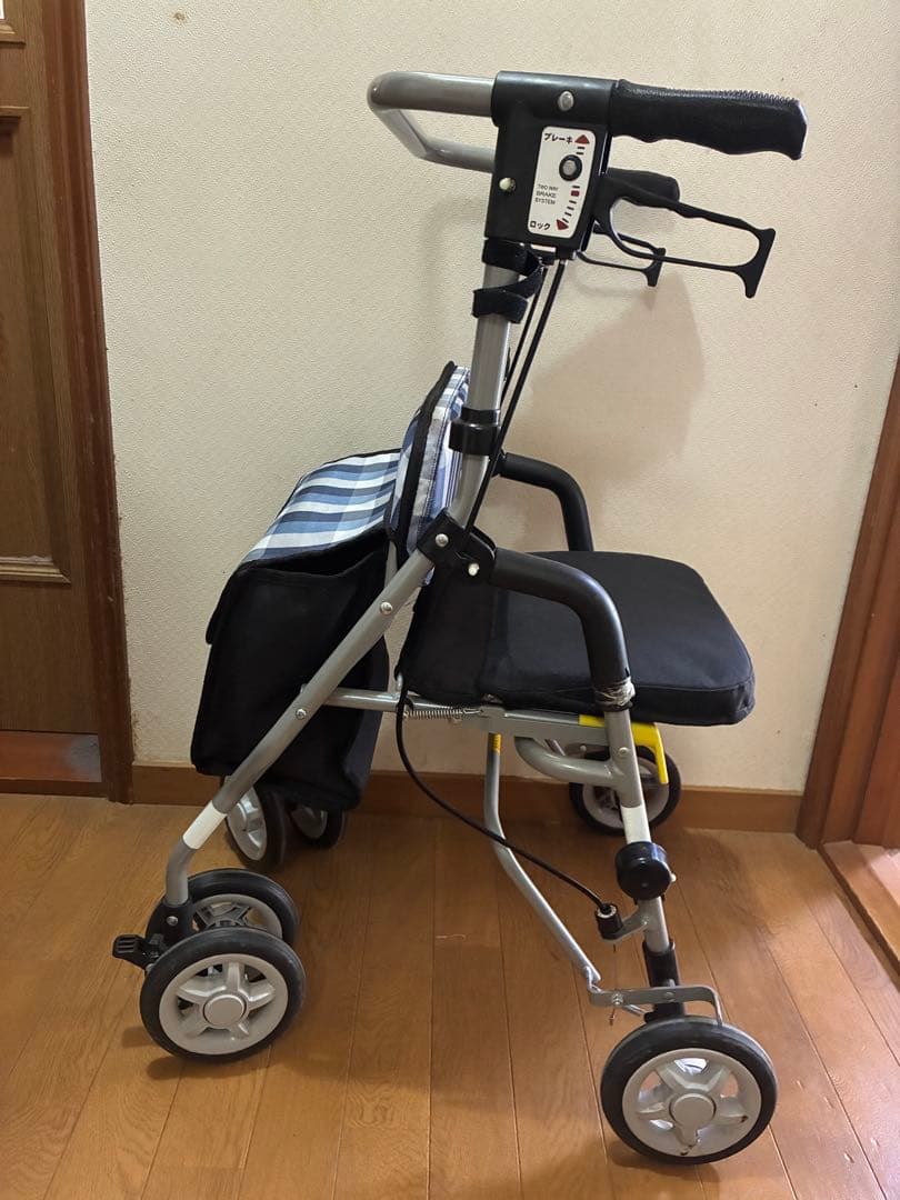 シンフォニーＳＰ 歩行車タイプ コンパクト 軽量 歩行補助 島製作所