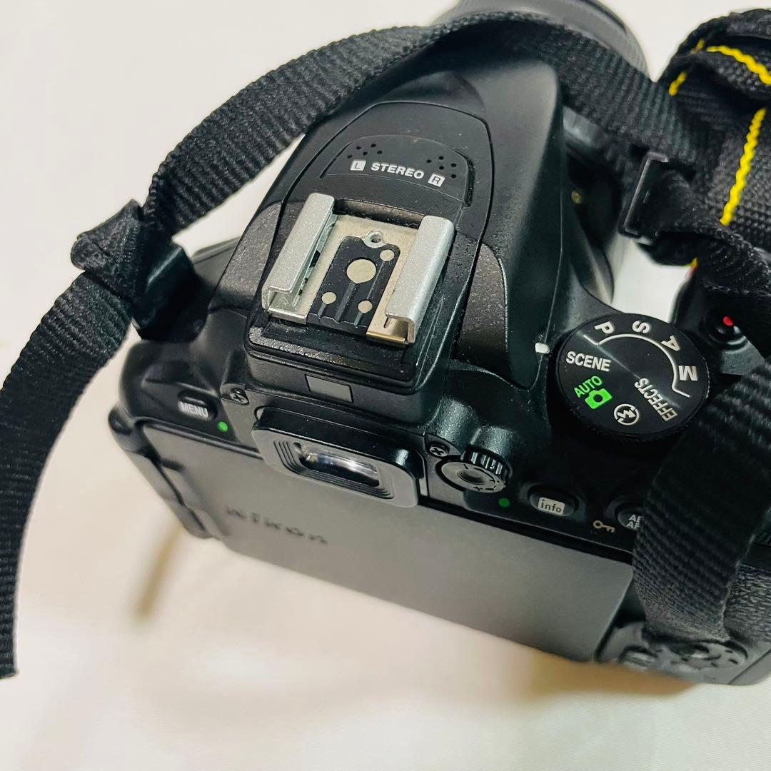 Nikon ニコンノ　D5600 18-55 VR レンズキット デジタル一眼