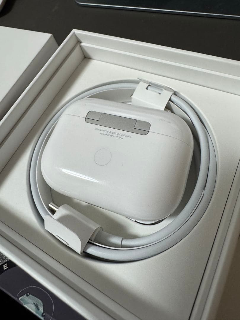 AirPods Pro 第2世代 lightning 本体 Apple