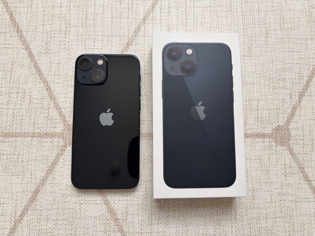 iPhone 13 mini 128GB ミッドナイト SIMフリー 美品