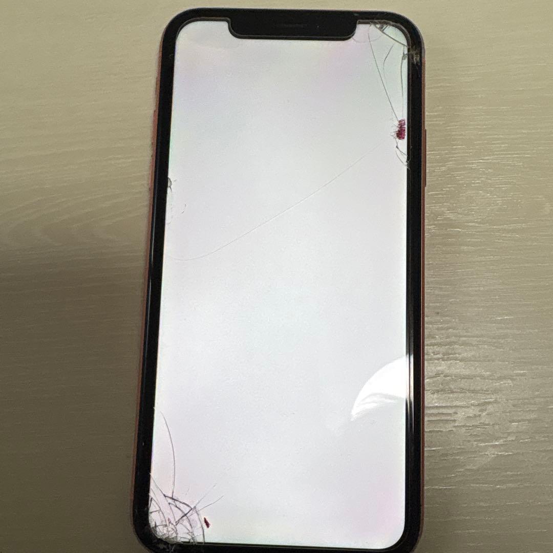 iPhone XR ジャンクSIMロックあり