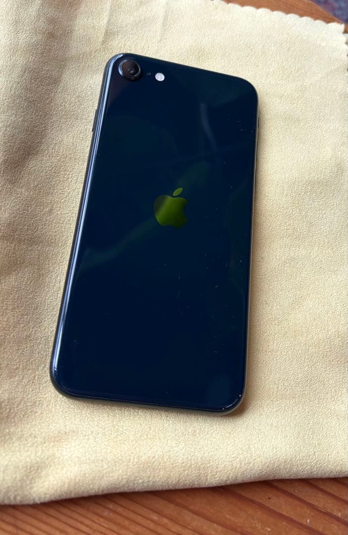 iPhone SE3⭐︎ MMYC3J/A⭐︎ ミッドナイト⭐︎64GB⭐︎SIMフリー