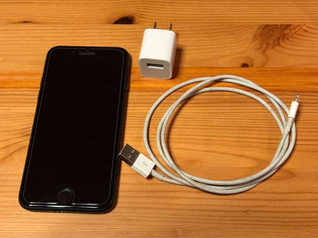 iPhone SE3⭐︎ MMYC3J/A⭐︎ ミッドナイト⭐︎64GB⭐︎SIMフリー