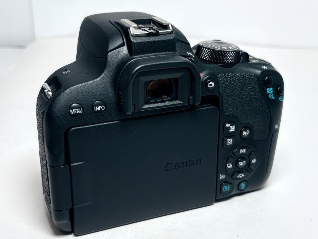 極上品 キヤノン EOS Kiss X9i ボディ