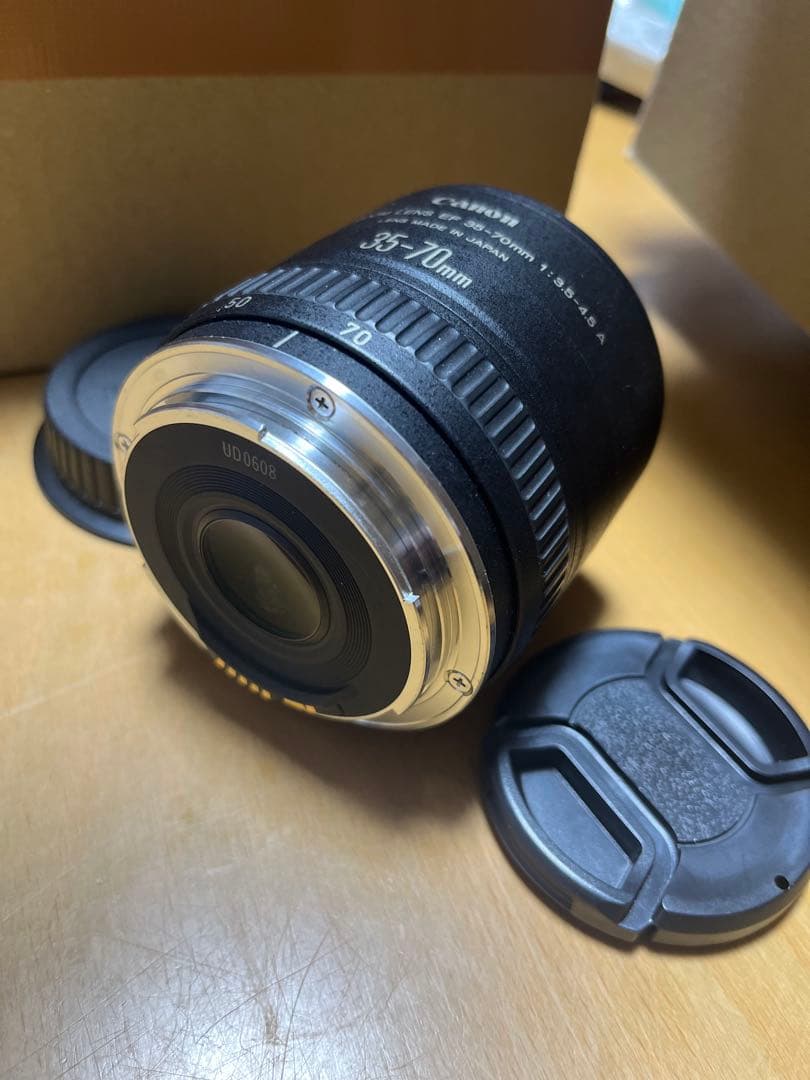 【4/5再々お値下げ】Canon EOS KISS X2デジタル一眼レフカメラ