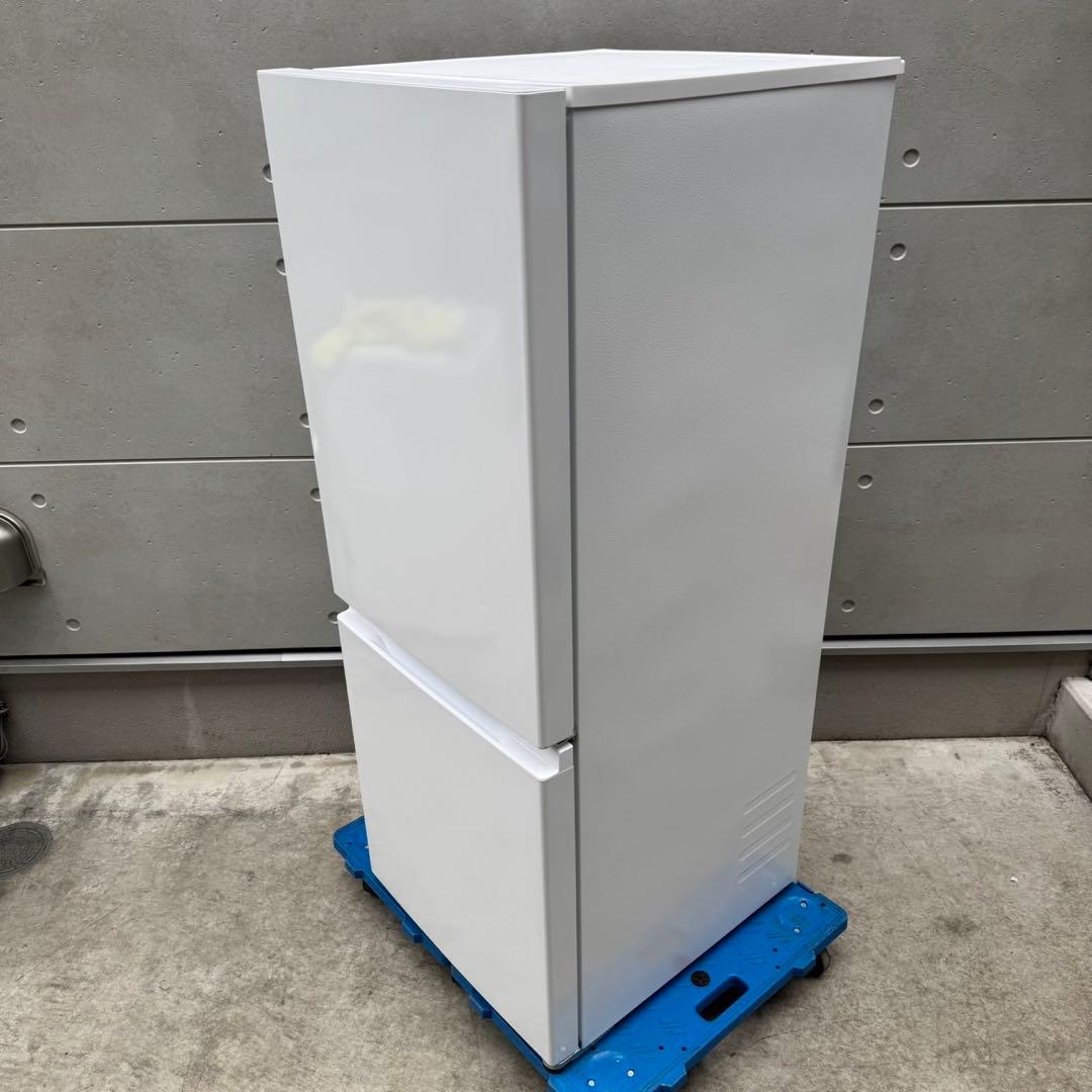 381⭐️2024年製美品★アクア　冷蔵庫　大型　自動霜取り　一人暮らし　200L