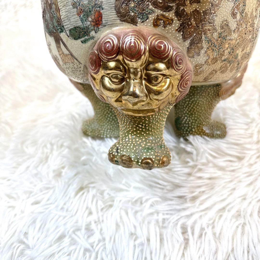 薩摩焼　絢爛豪華　金彩手　公家絵伝文　唐獅子足　古薩摩　大香炉　高さ39cm