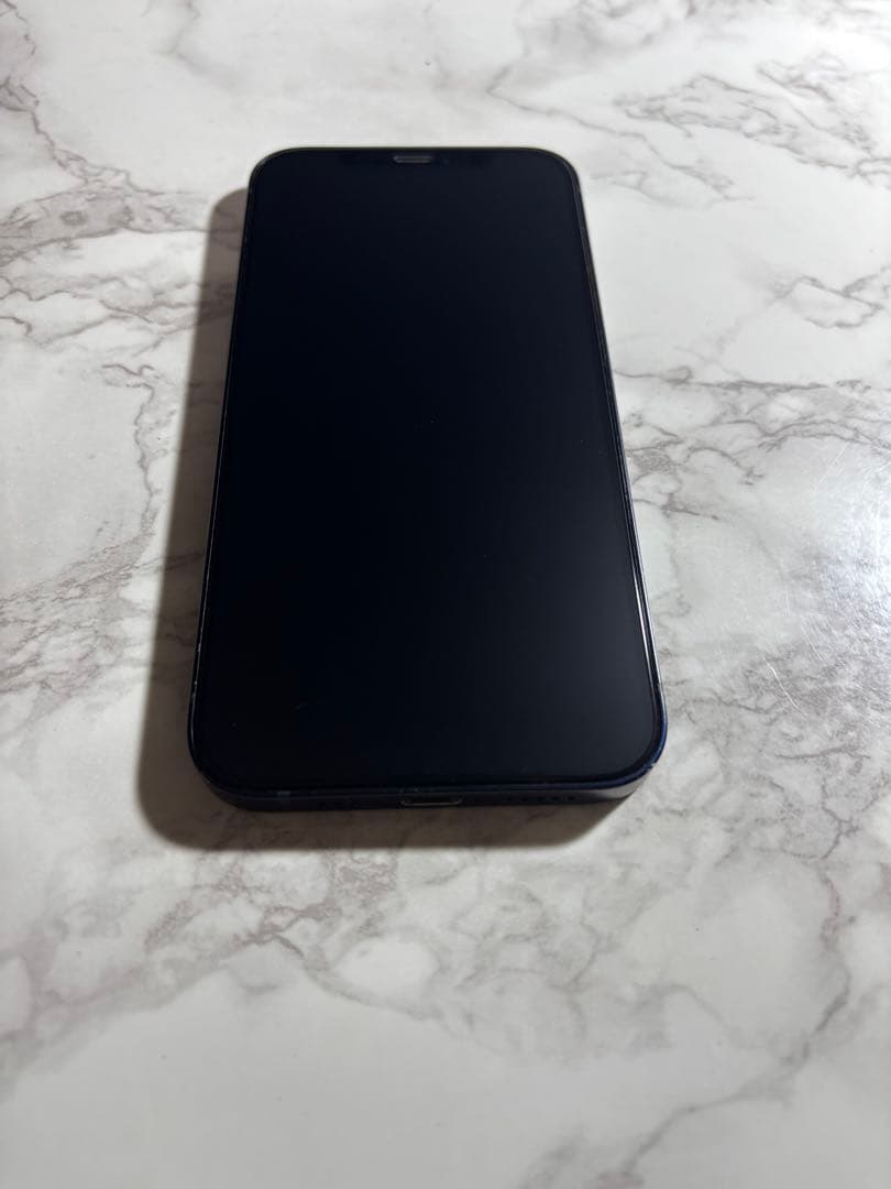 Apple iPhone 12 ブラック 純正バッテリー83%