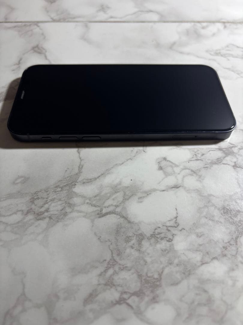 Apple iPhone 12 ブラック 純正バッテリー83%