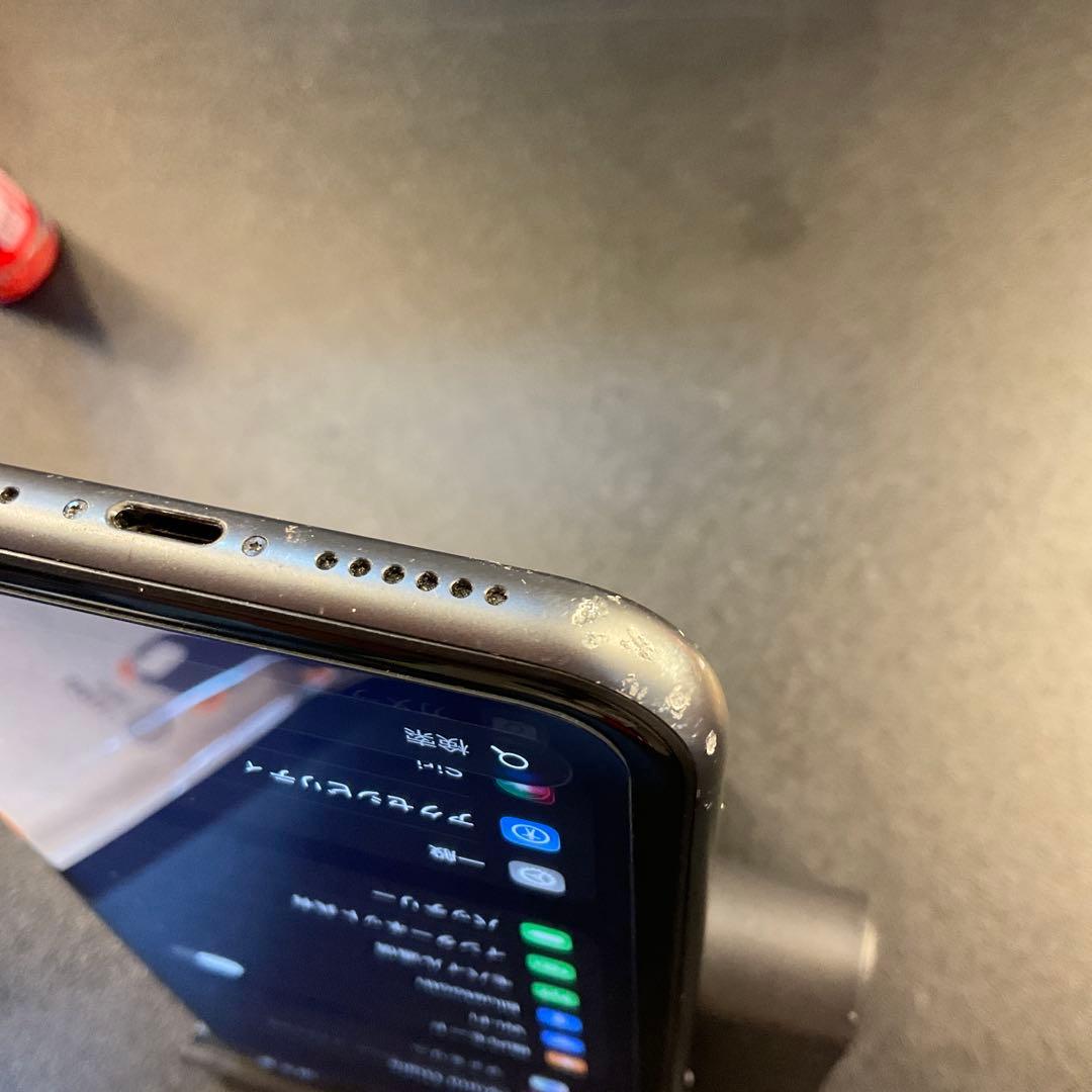 Apple iPhone 11 ブラック