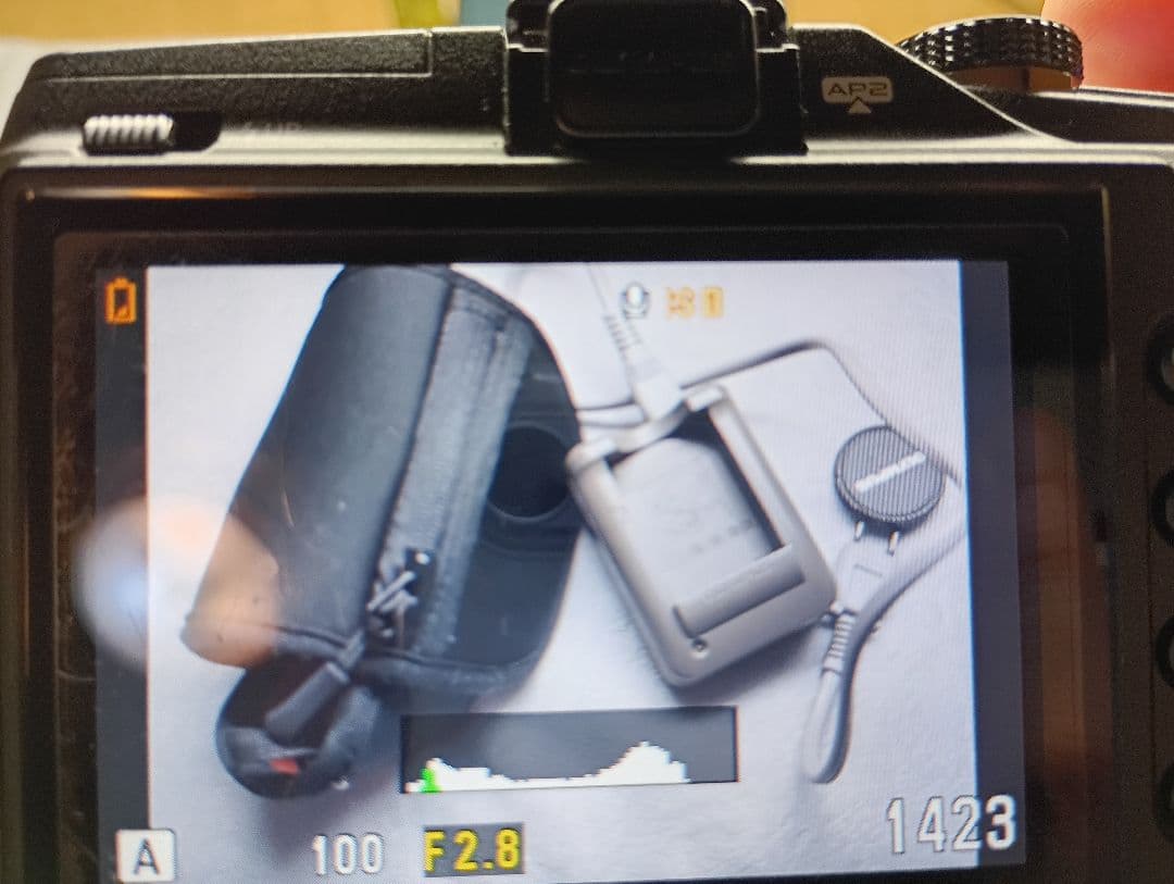 OLYMPUS E−PL2 ミラーレス一眼　レンズ2本セット　カバー付き
