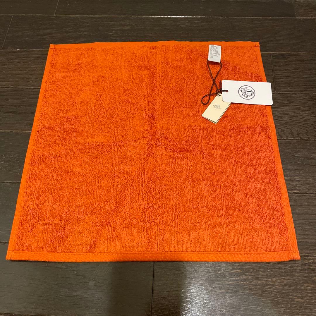 新品未使用 ♡ HERMES オレンジ タオルハンカチ